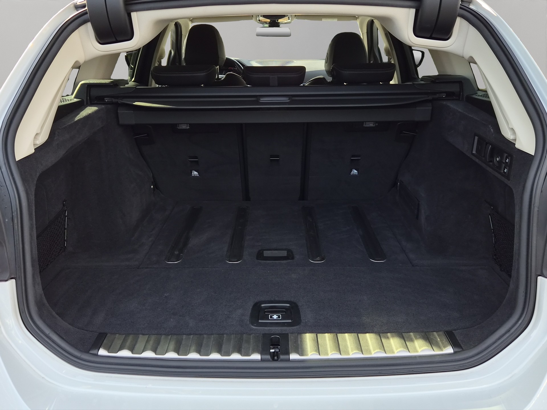 BMW 330d xDrive Touring Steptronic Sport Line-image-19