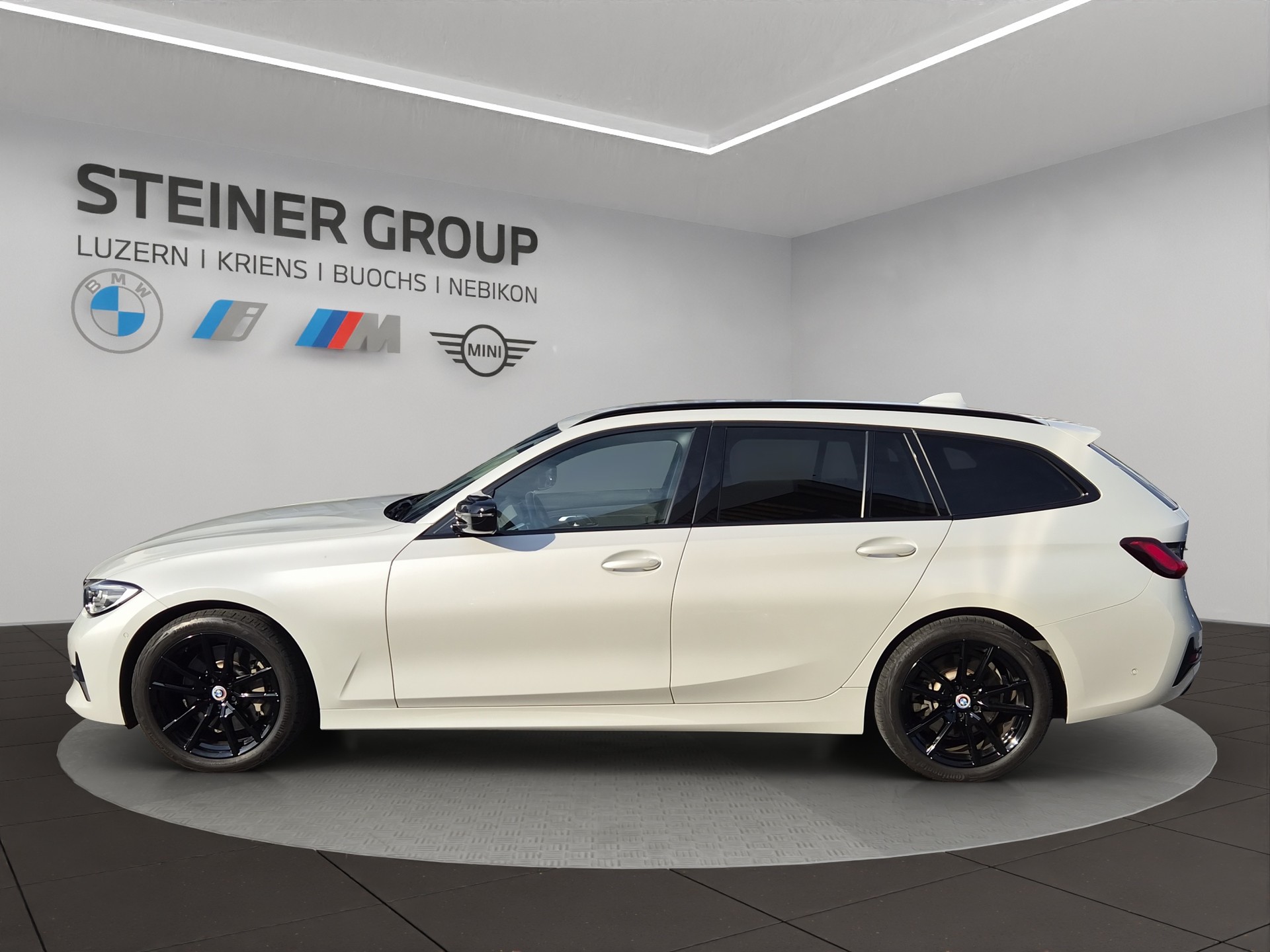 BMW 330d xDrive Touring Steptronic Sport Line-image-7