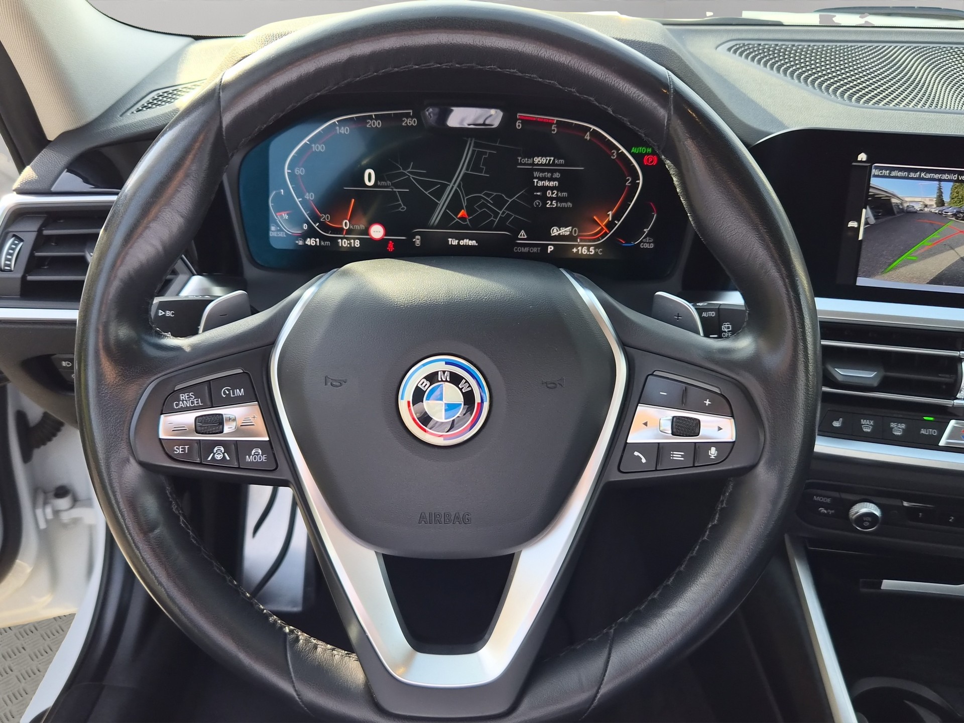 BMW 330d xDrive Touring Steptronic Sport Line-image-13
