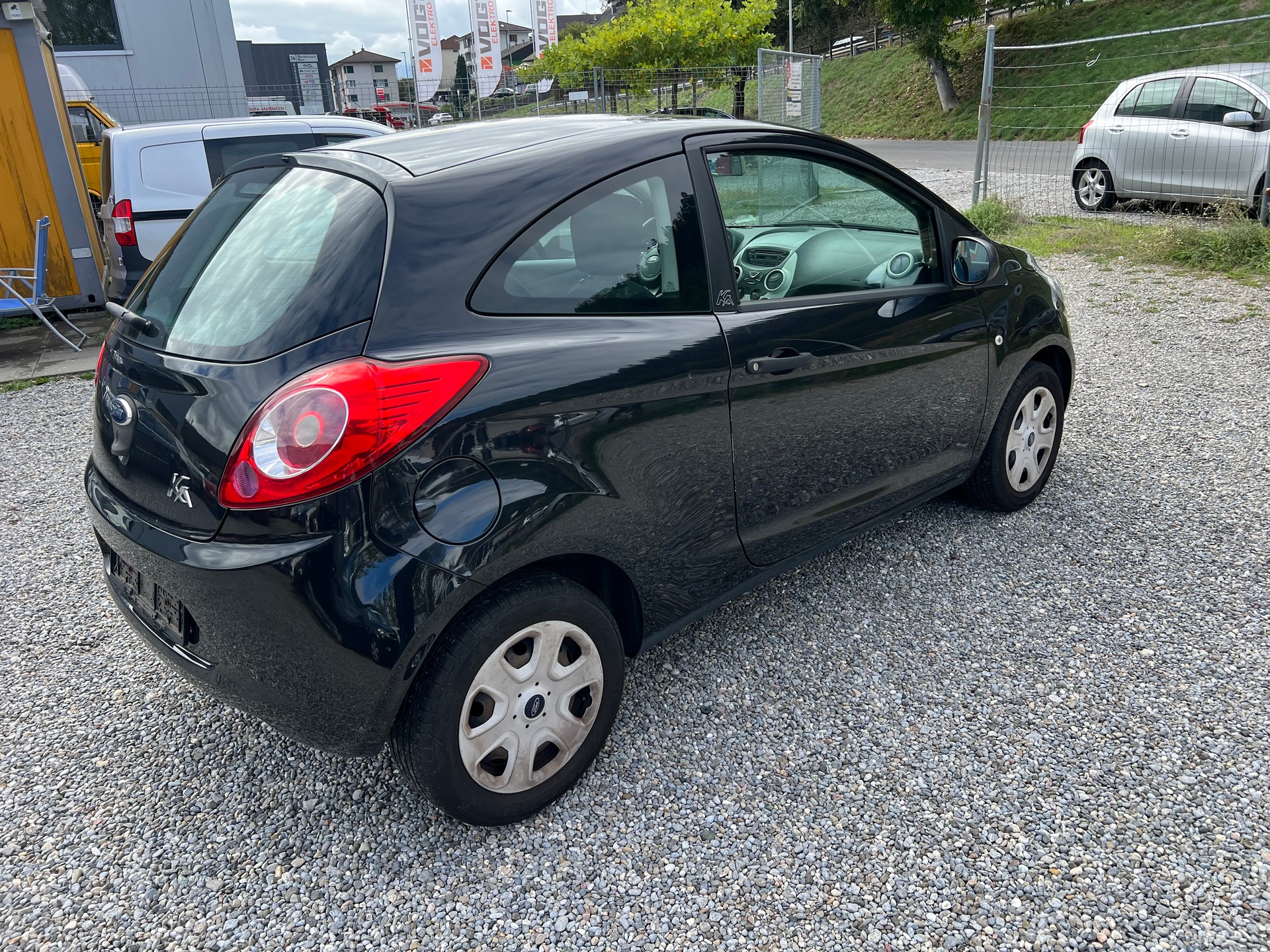 FORD KA 1.25 Ambiente-image-4