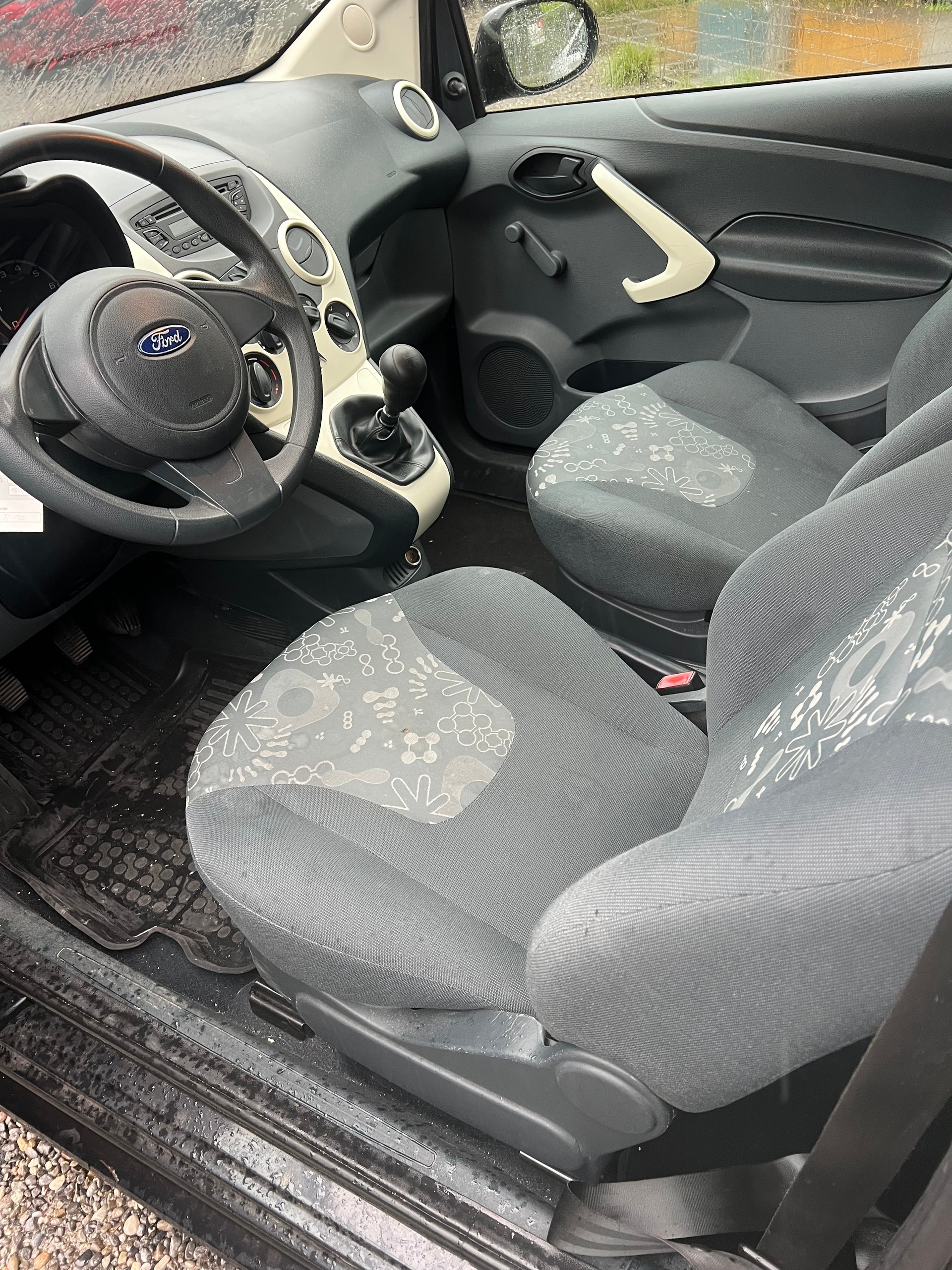 FORD KA 1.25 Ambiente-image-8