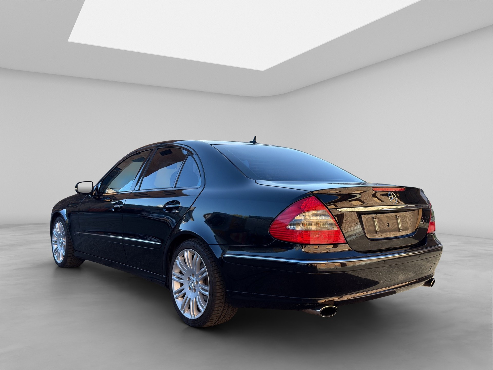 MERCEDES-BENZ CDI E 220-image-3