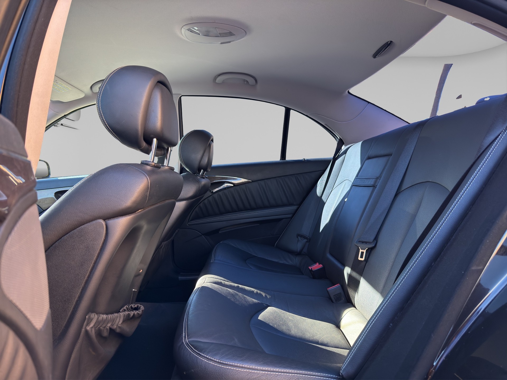 MERCEDES-BENZ CDI E 220-image-10
