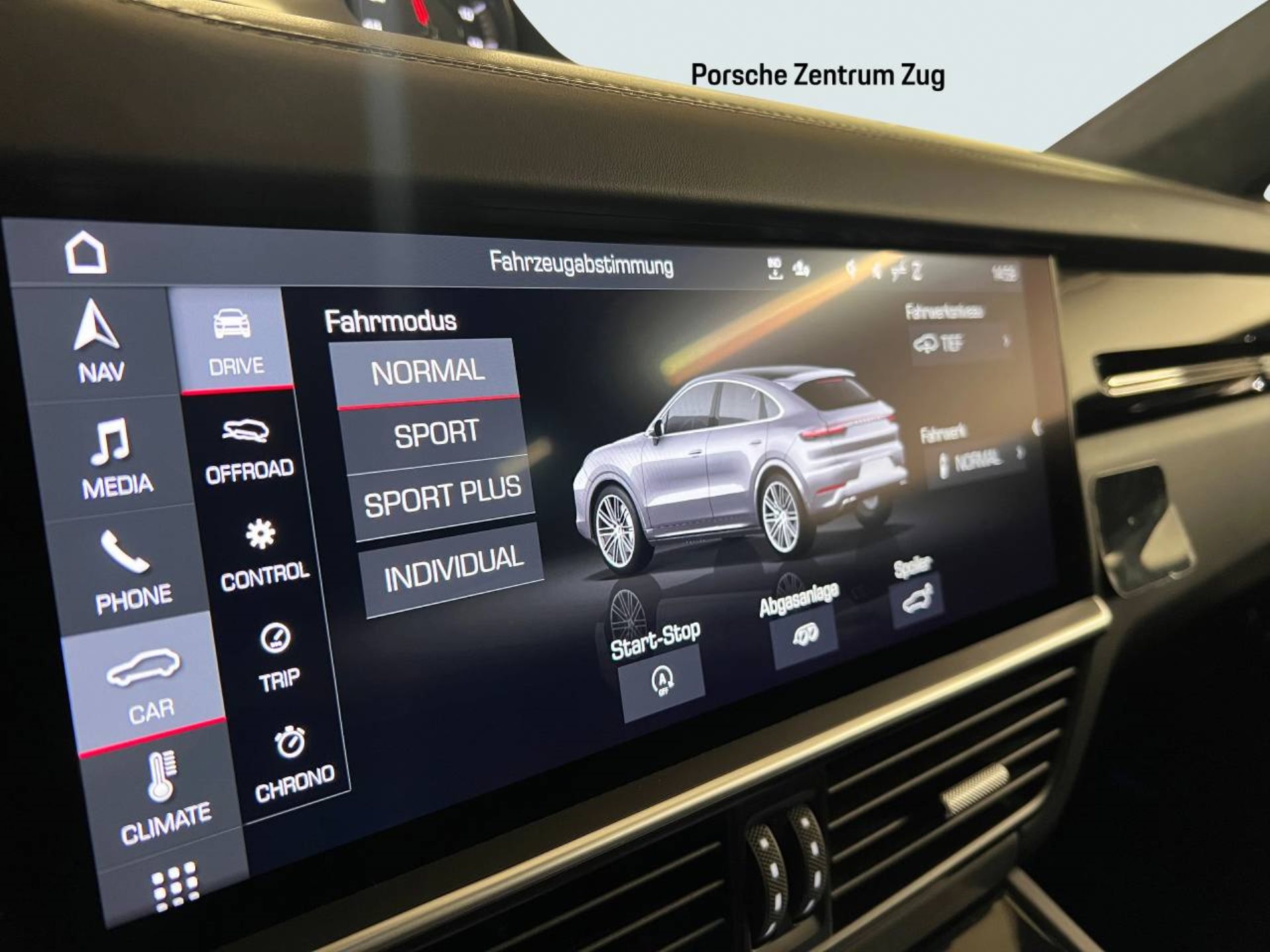 PORSCHE Cayenne Turbo Coupé-image-29