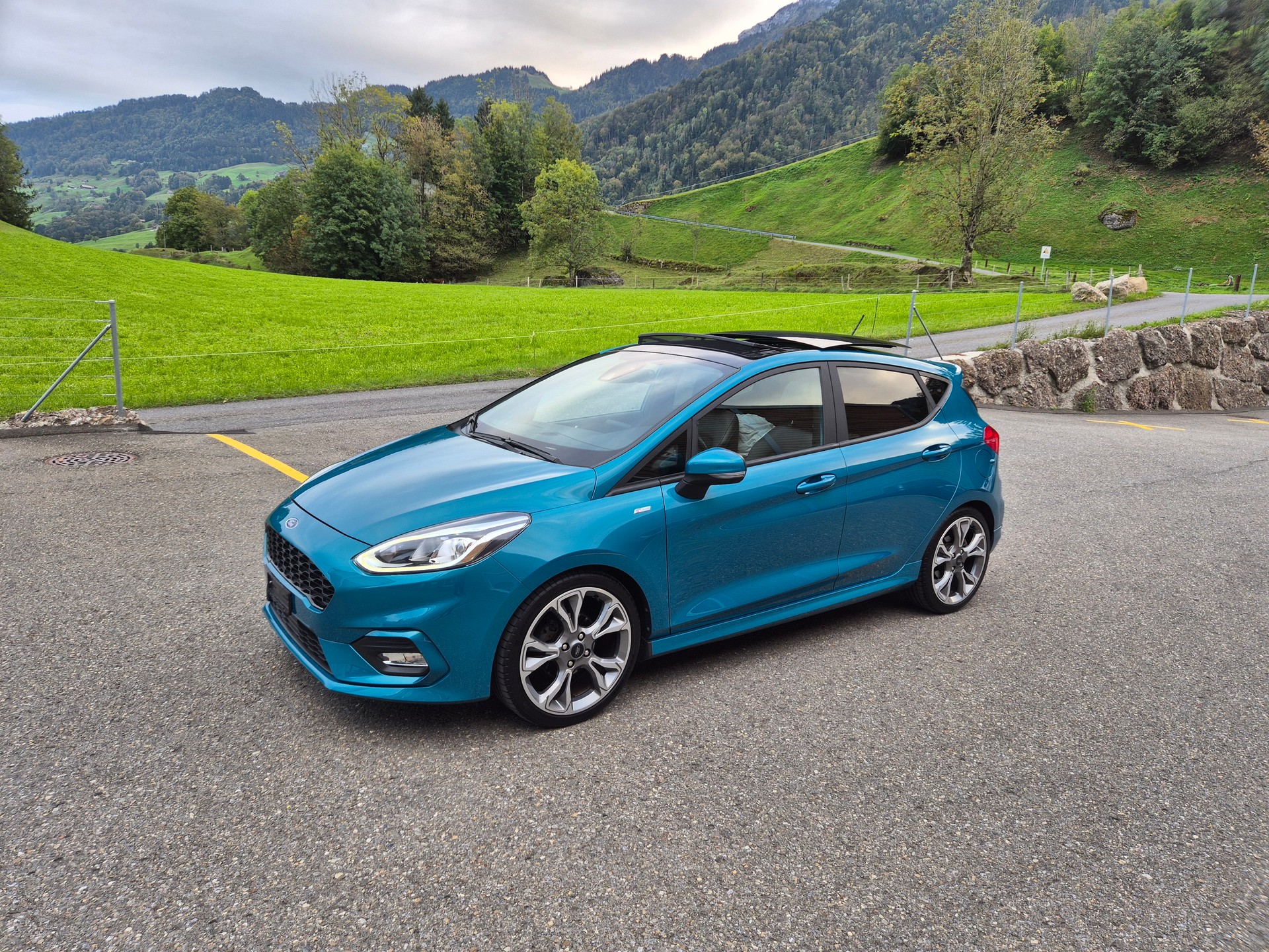 FORD Fiesta 1.0 SCTi ST Line-image-1