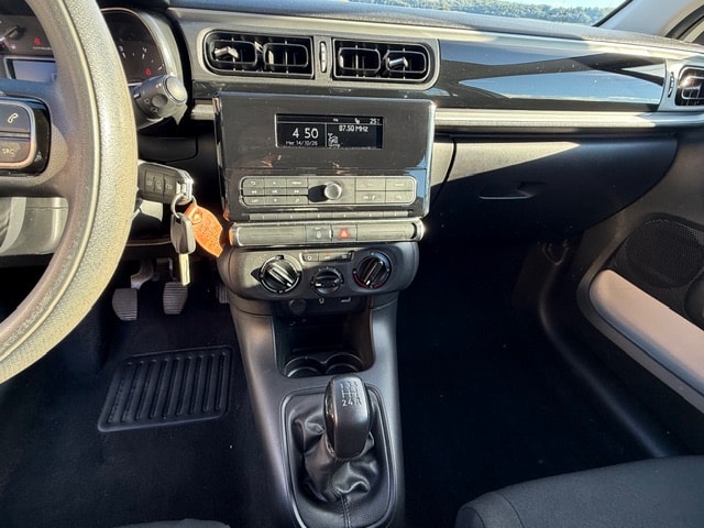 CITROEN C3 1.2i PureTech Shine-image-12
