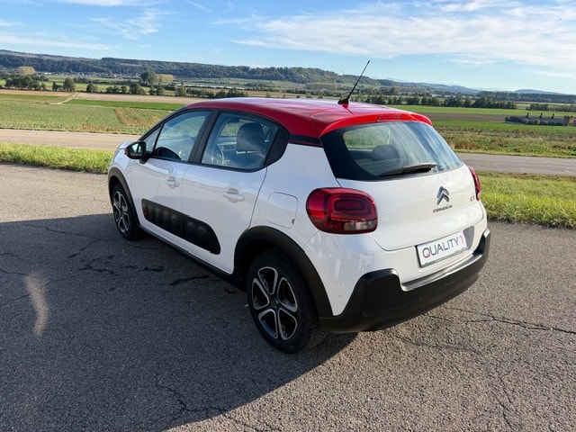 CITROEN C3 1.2i PureTech Shine-image-4