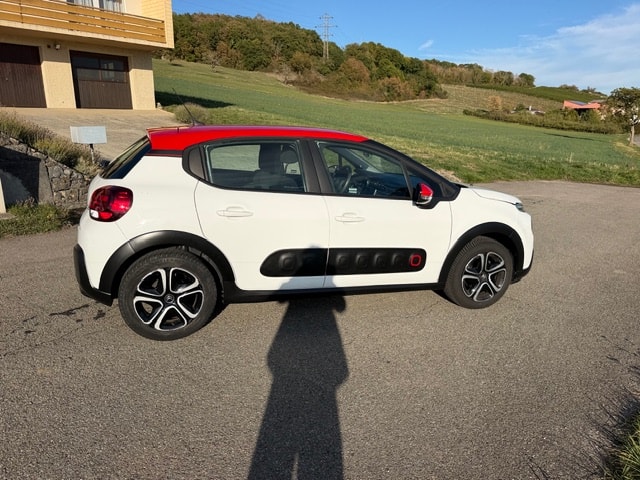CITROEN C3 1.2i PureTech Shine-image-7