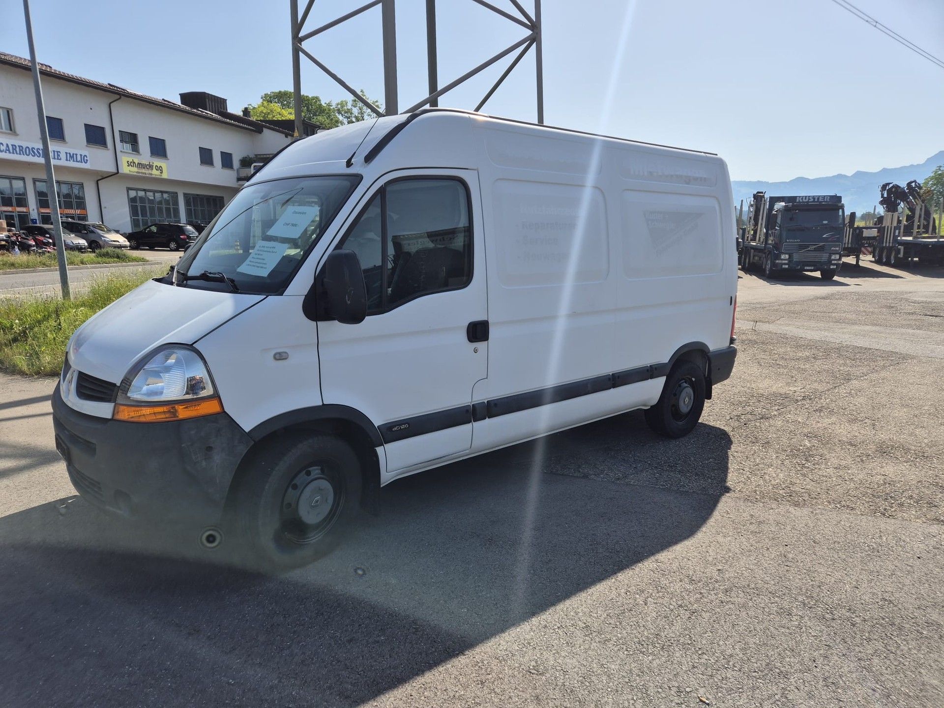 RENAULT Master T35 2.5dCi L3H3-image-0