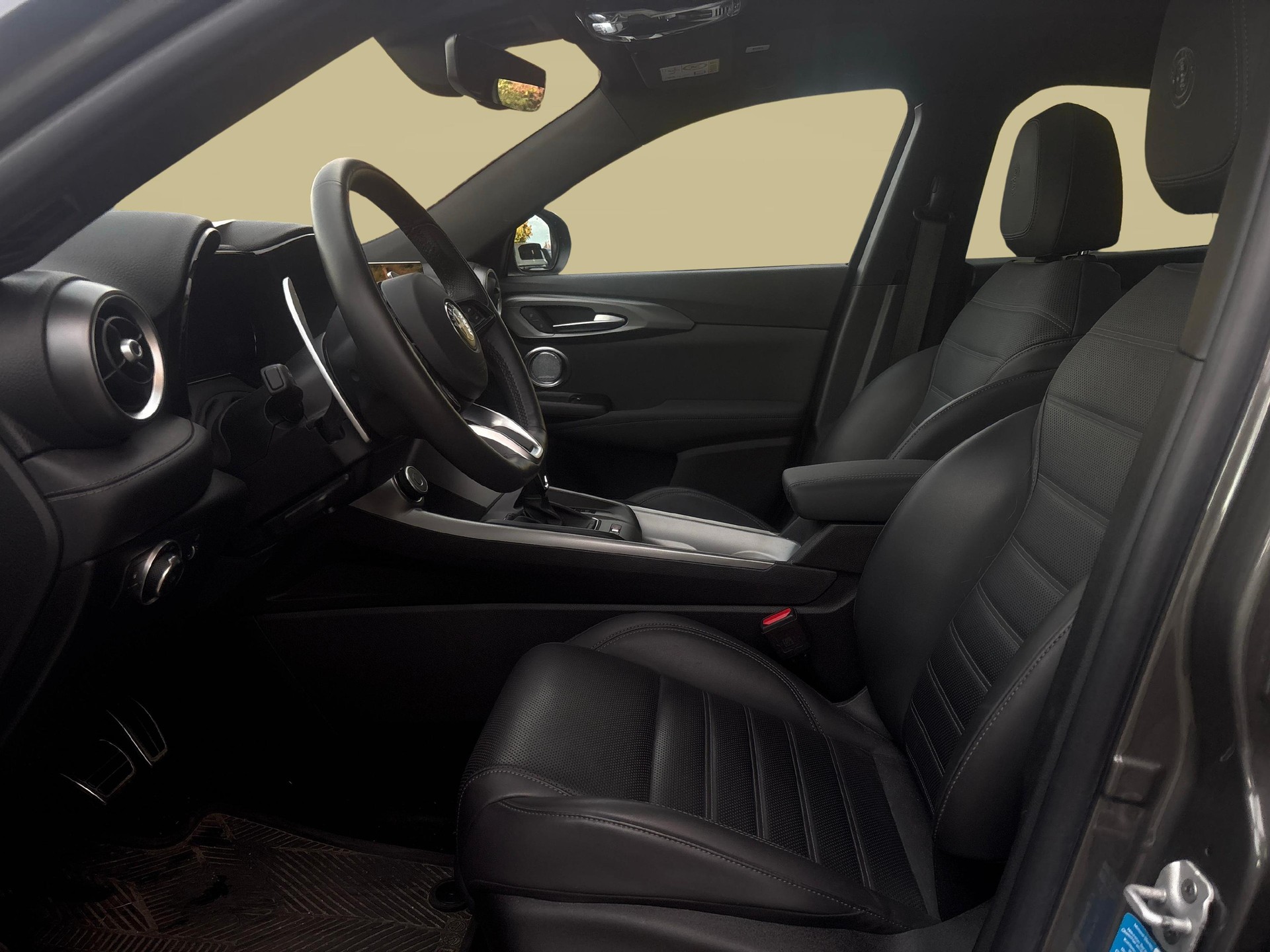 ALFA ROMEO Tonale 1.3 Plug-in Hybrid Veloce Q4-image-8