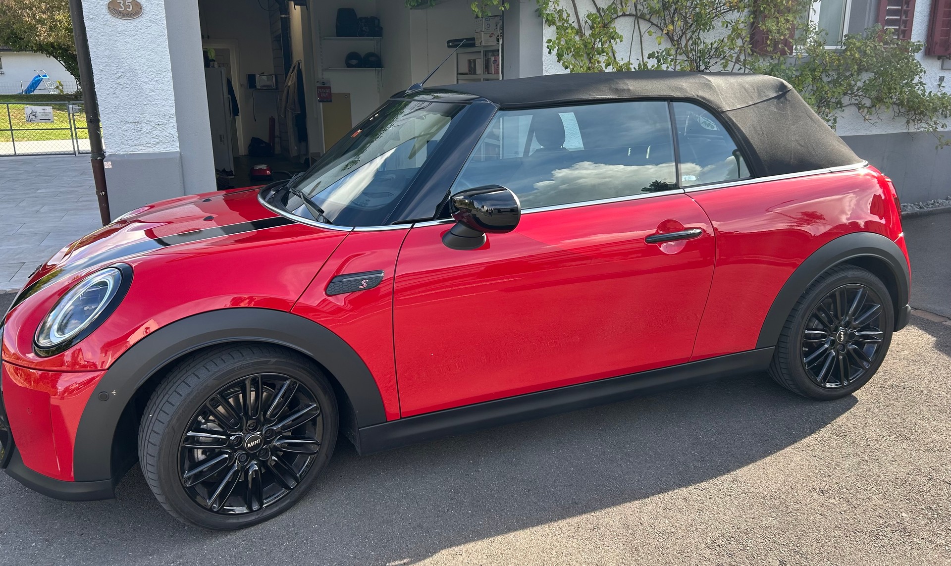 MINI Cooper s-image-1