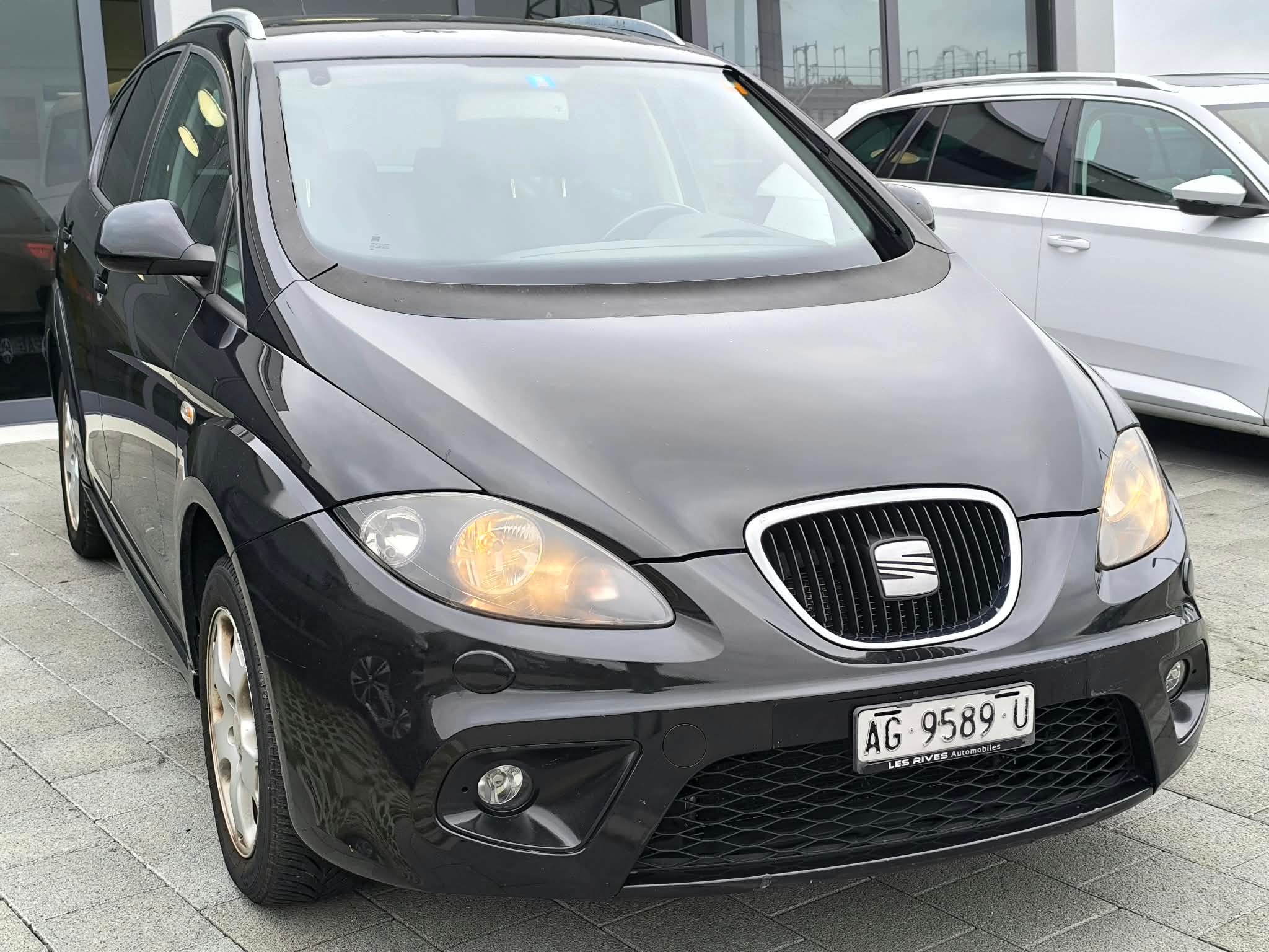 Car photo