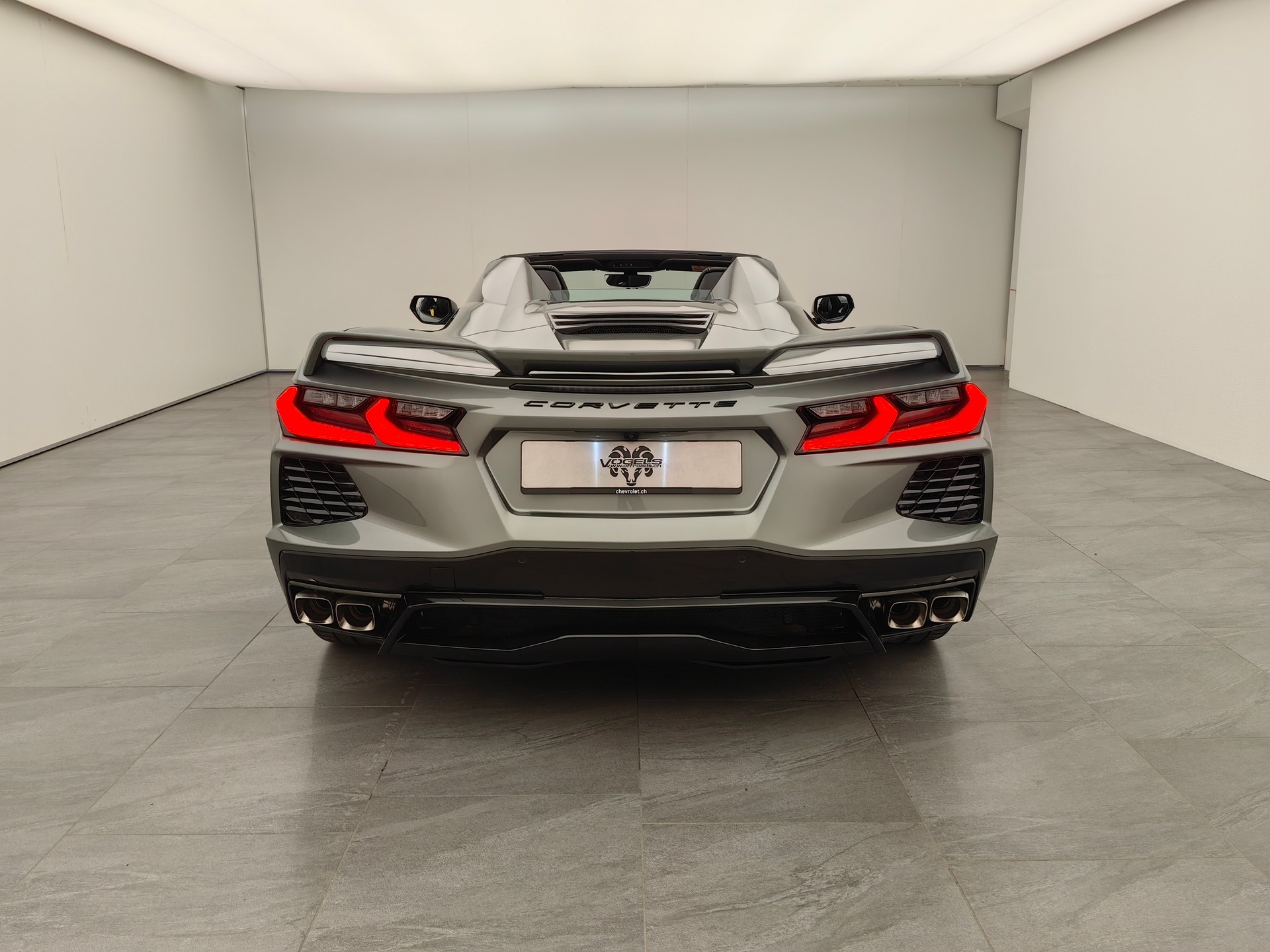 CHEVROLET Corvette C8 2LT Convertible-image-4