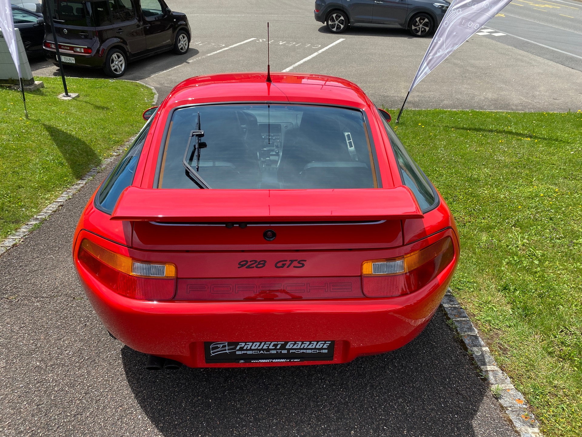 PORSCHE 928 GTS-image-6