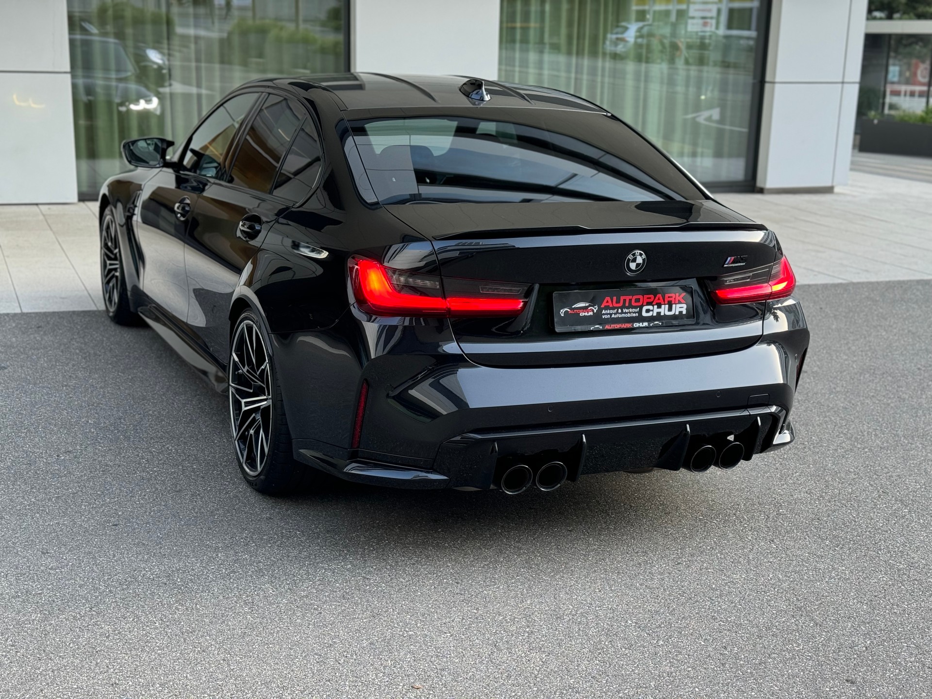 BMW M3 Competition-image-5