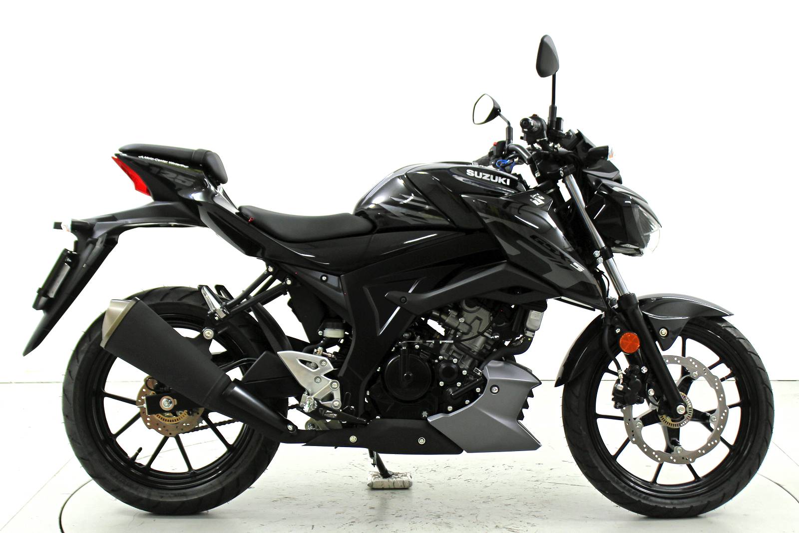 SUZUKI GSX-S 125-showroom-element-3