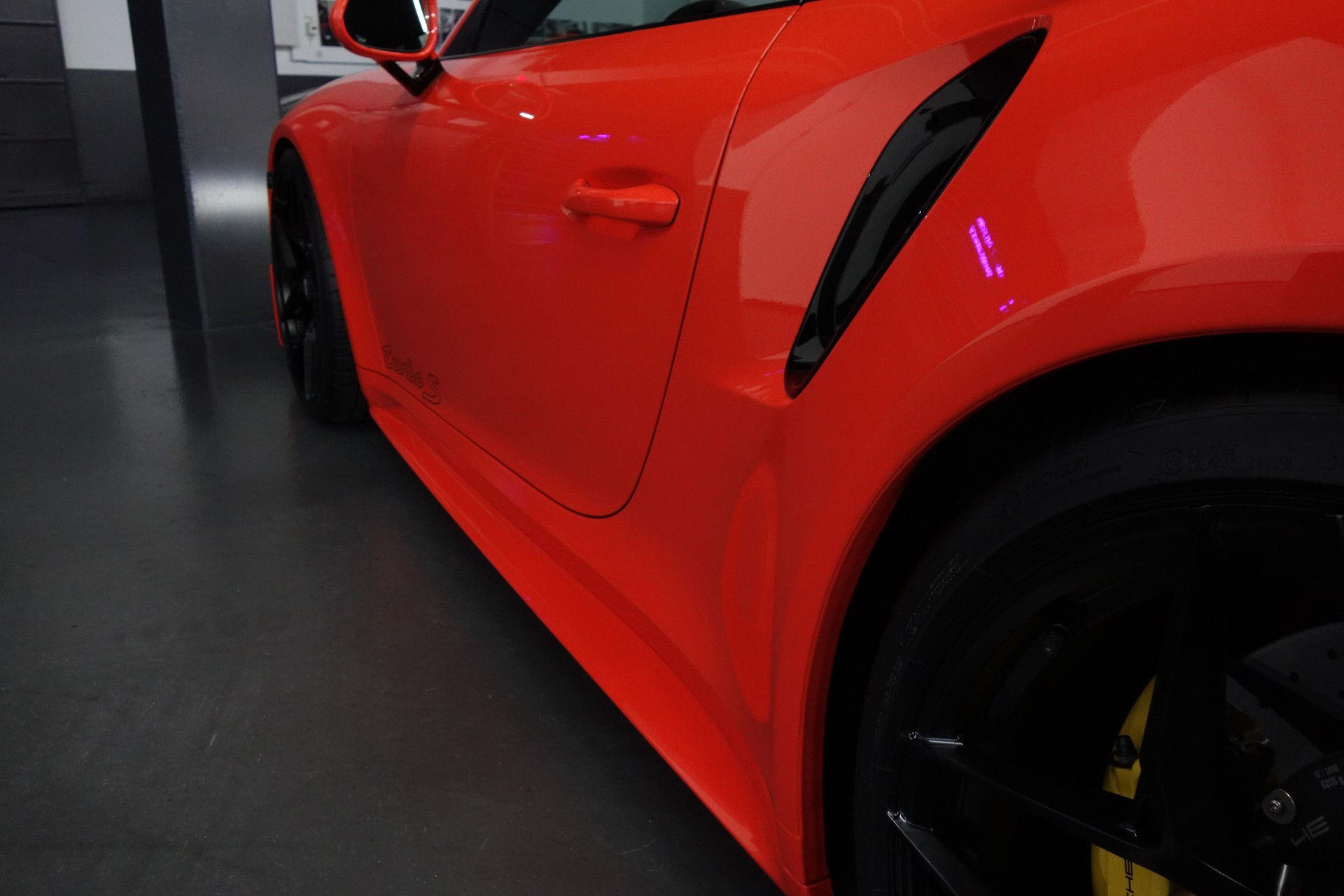 PORSCHE 911 TURBO S PDK 991.2 MANUFAKTUR  LAVA AERO LIFT SCHALEN SWP ON POINT-image-10