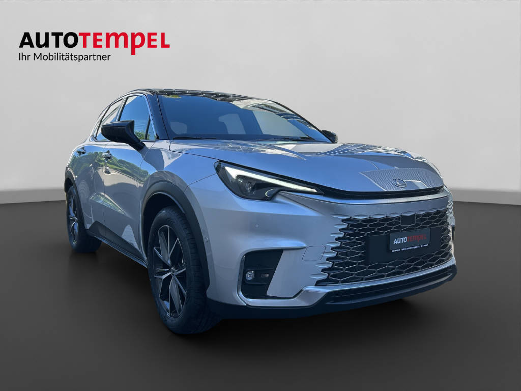 LEXUS LBX 1.5 Hybrid Cool AWD 45980/004-showroom-element-3