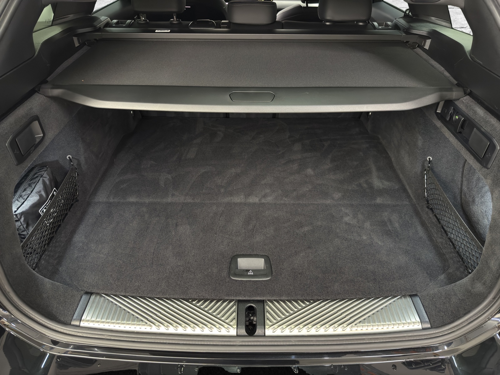 BMW 520d xDr 48V Tour M Sport-image-19