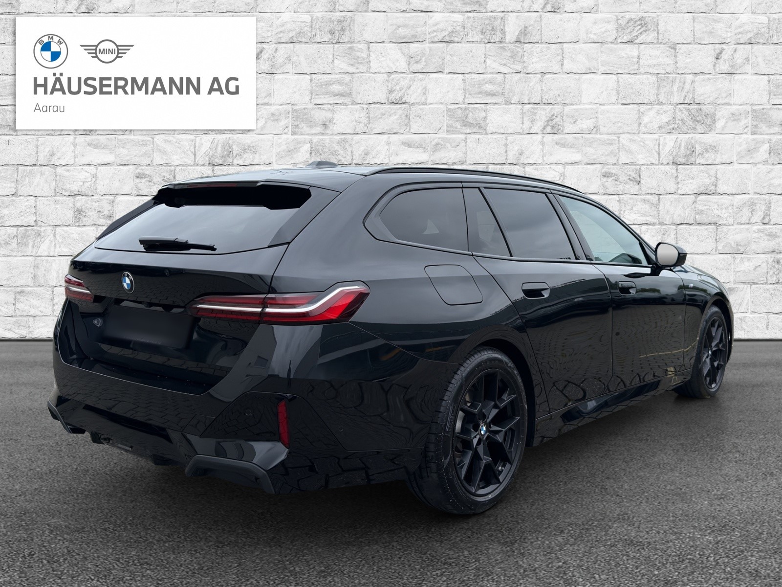 BMW 520d xDr 48V Tour M Sport-image-4