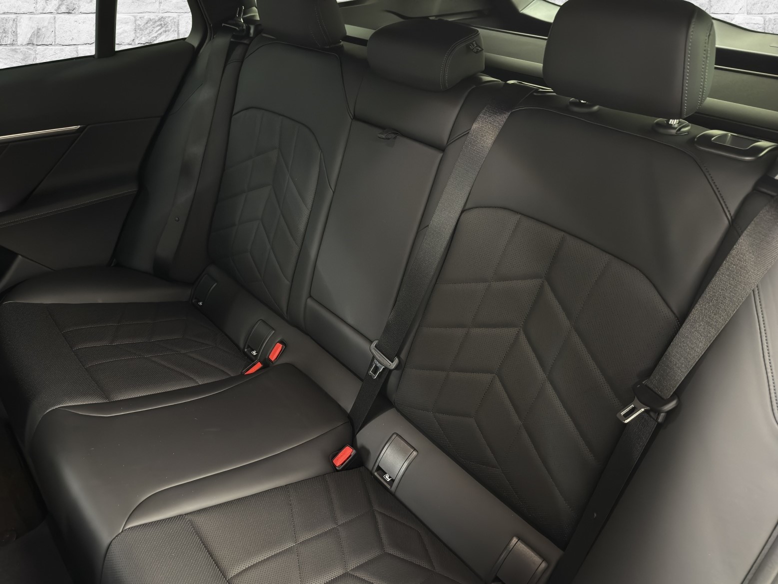 BMW 520d xDr 48V Tour M Sport-image-15