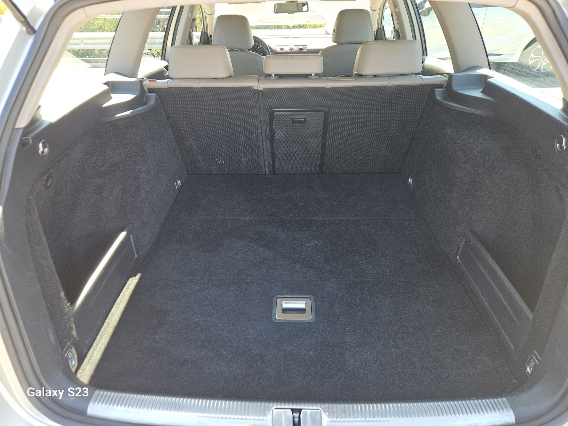 VW Passat Variant 1.8 TSI Highline DSG-image-9