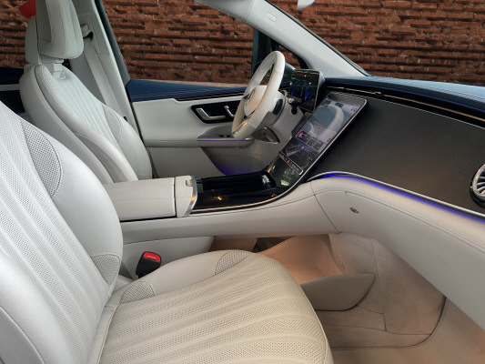 MERCEDES-BENZ EQE SUV 500 4 M Exe. Ed.-image-12