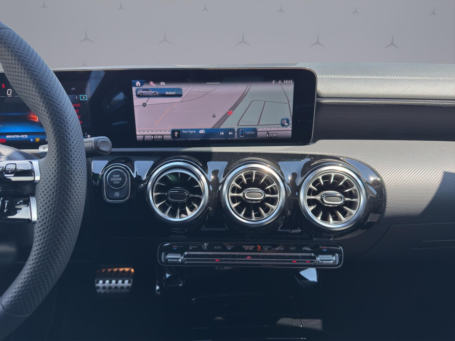 MERCEDES-BENZ A 35 AMG 4matic-image-16