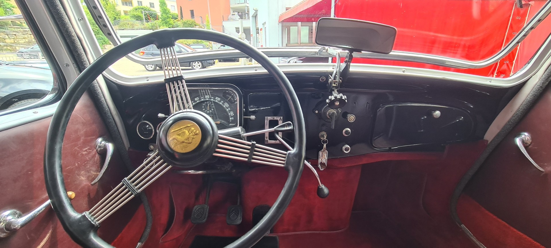 CITROEN 11 B Top Ausstattung Leder Veteran-image-19