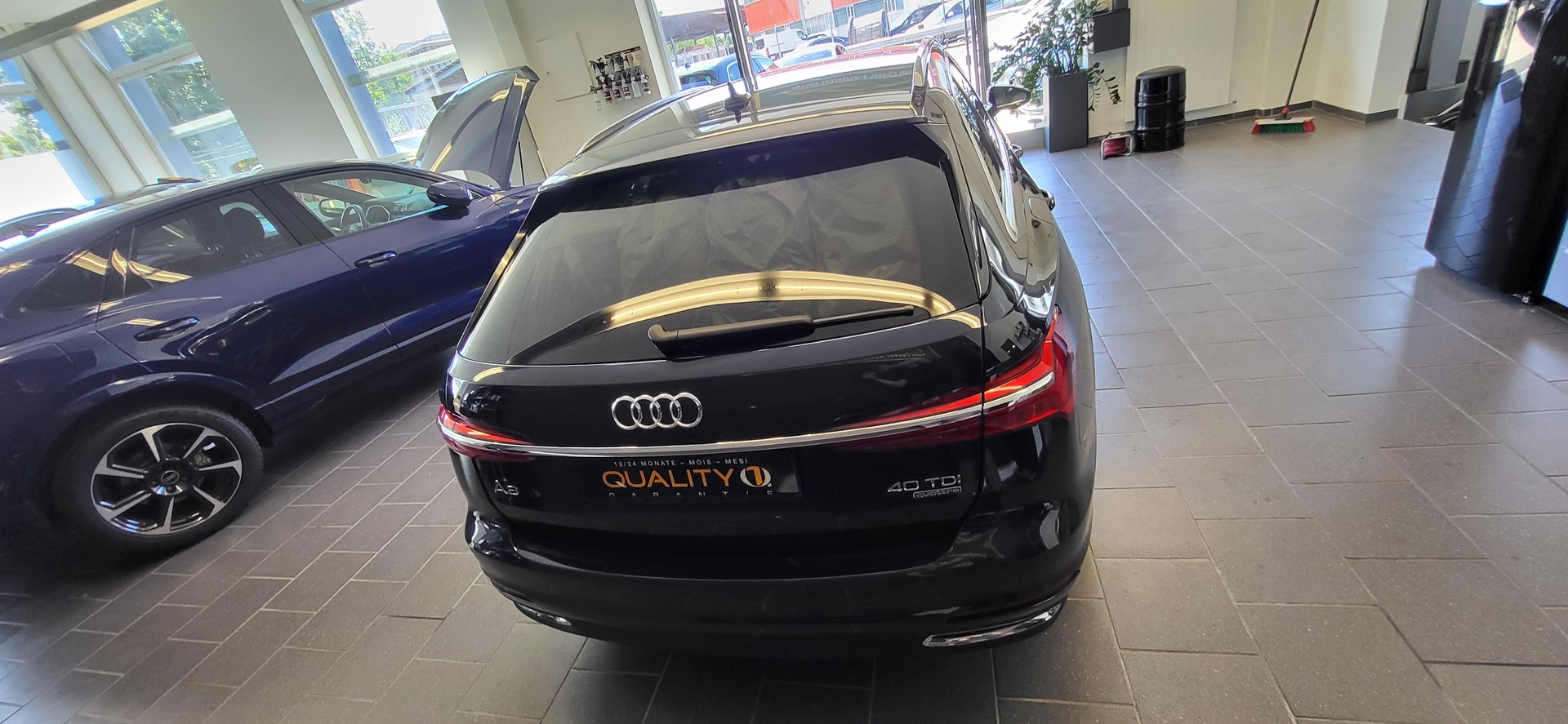AUDI A6 Avant 40 TDI quattro S-tronic-image-12