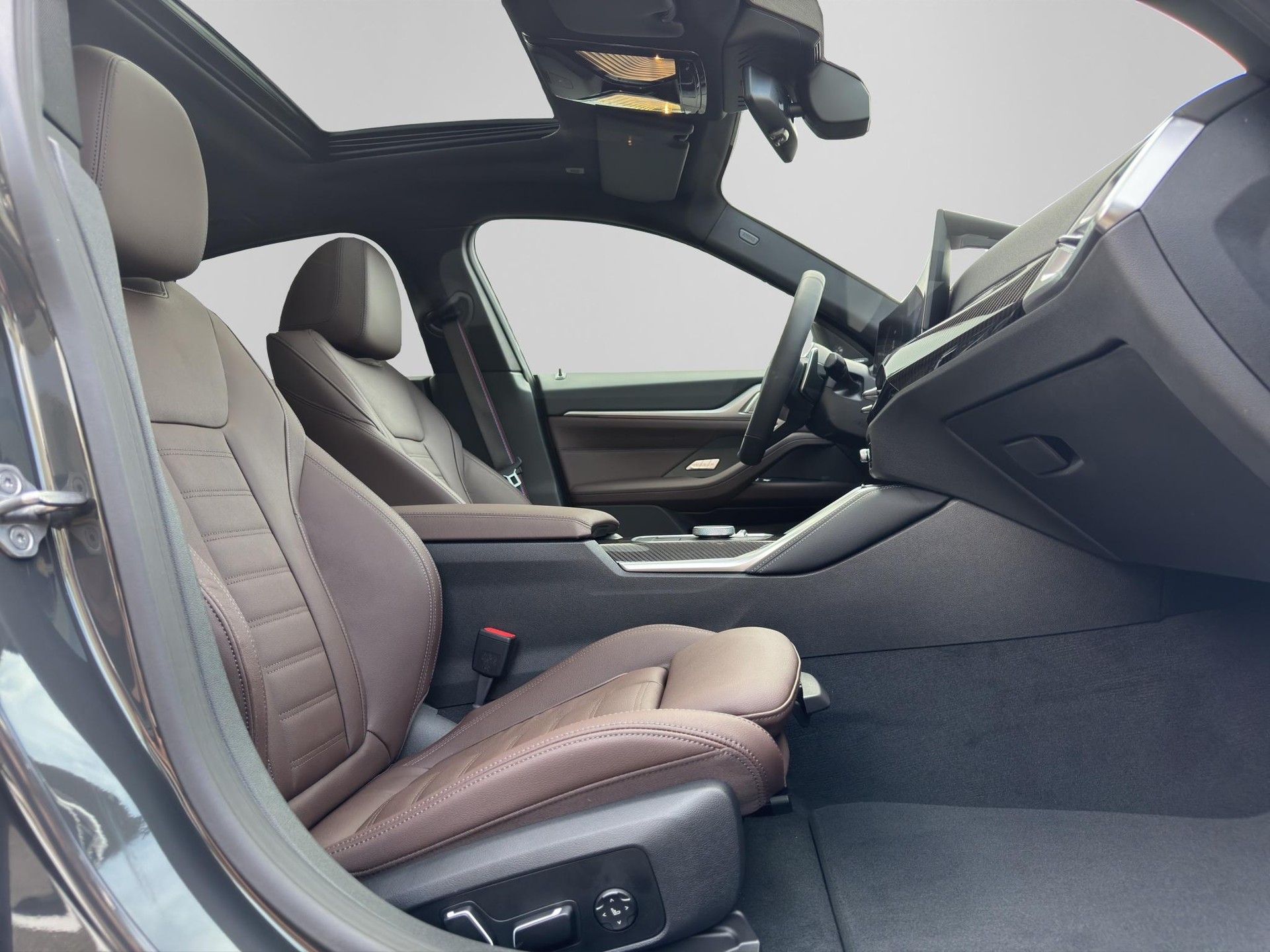 BMW M440i xDrive Gran Coupé-image-15