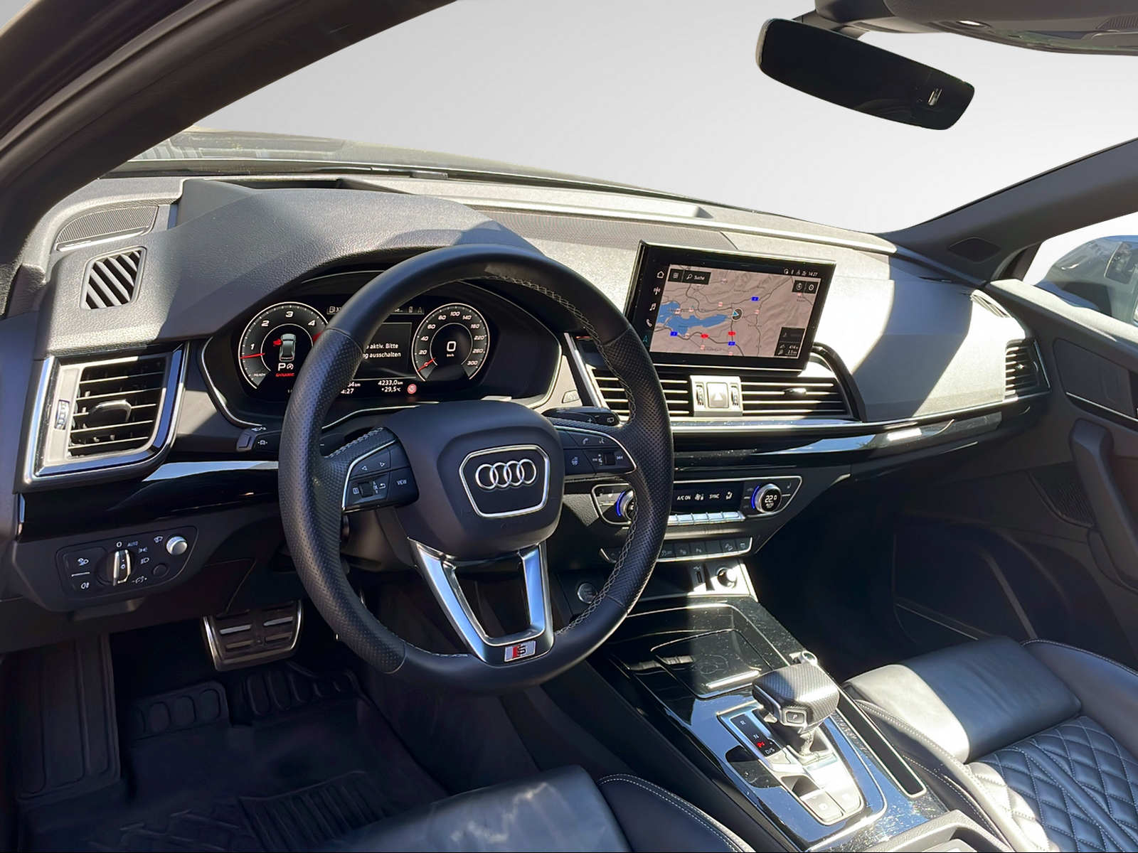 AUDI Q5 Sportback 50 TDI S line quattro tiptronic-image-9