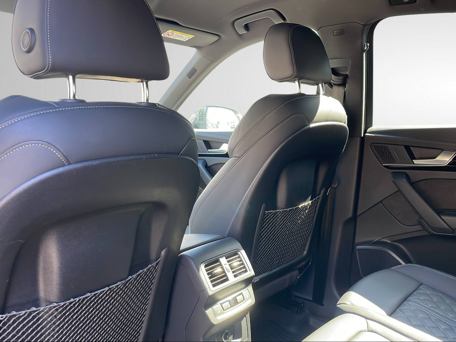 AUDI Q5 Sportback 50 TDI S line quattro tiptronic-image-13