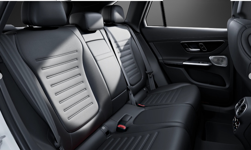MERCEDES-BENZ GLC 300 e 4Matic 9G-Tronic-image-7