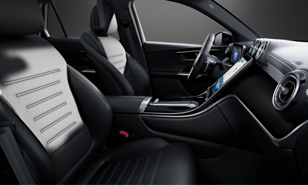 MERCEDES-BENZ GLC 300 e 4Matic 9G-Tronic-image-6