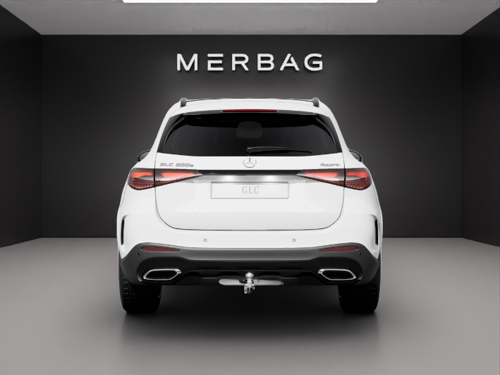 MERCEDES-BENZ GLC 300 e 4Matic 9G-Tronic-image-3