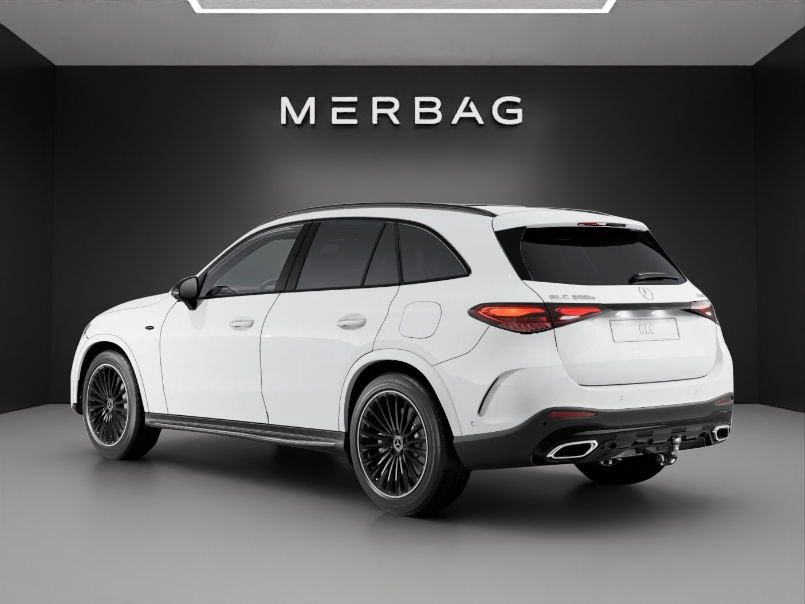 MERCEDES-BENZ GLC 300 e 4Matic 9G-Tronic-image-2