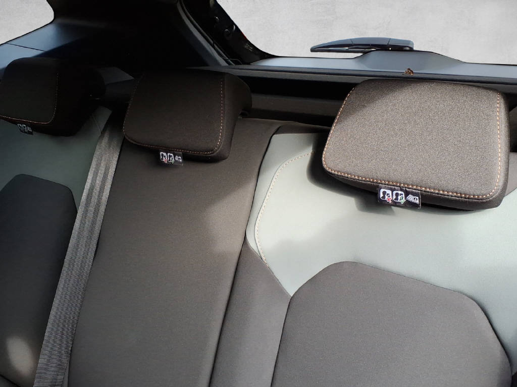 DACIA Duster 1.2 TCe Extreme 4WD-image-6