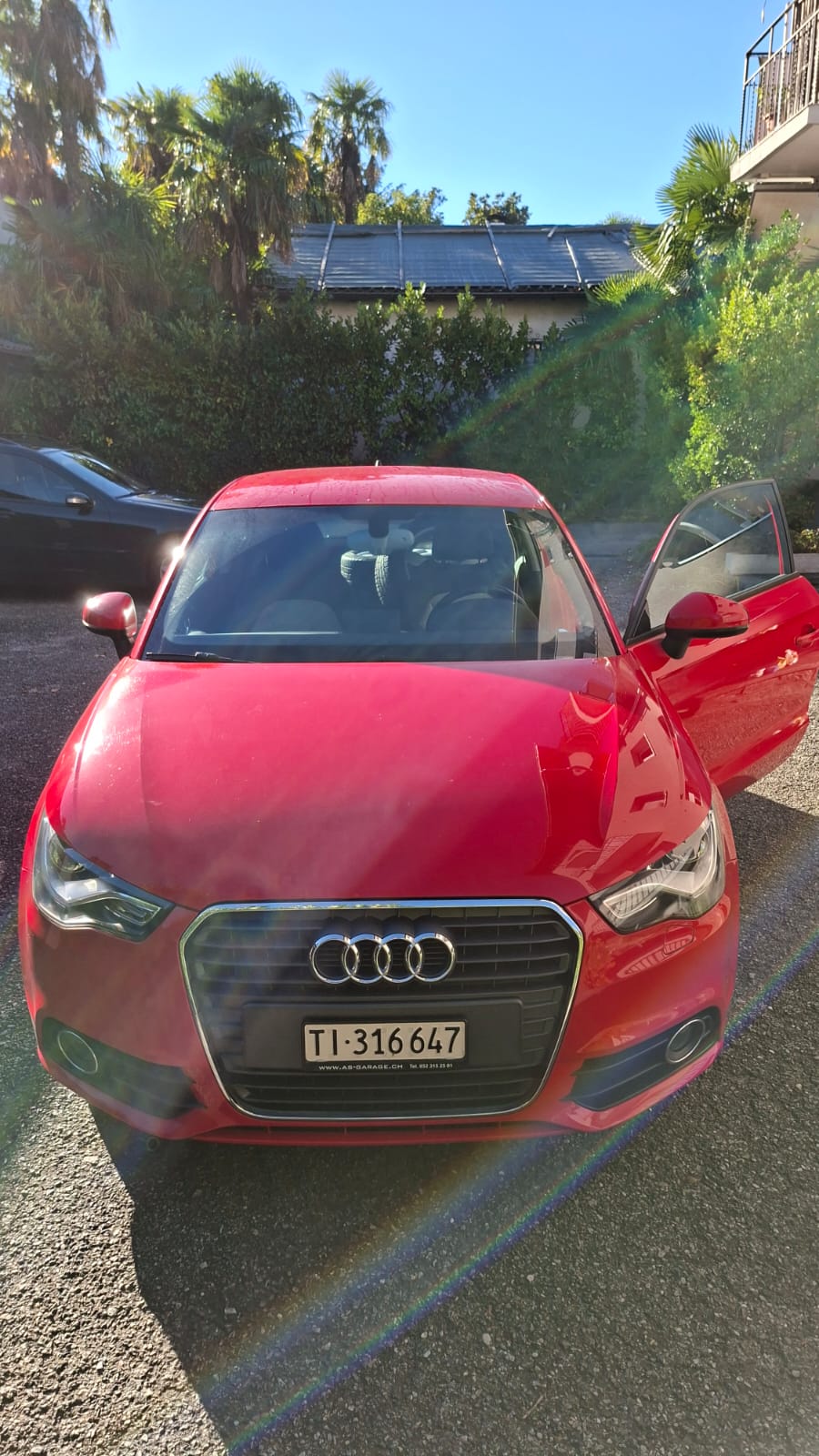 AUDI A1 1.2 TFSI Attraction-image-0