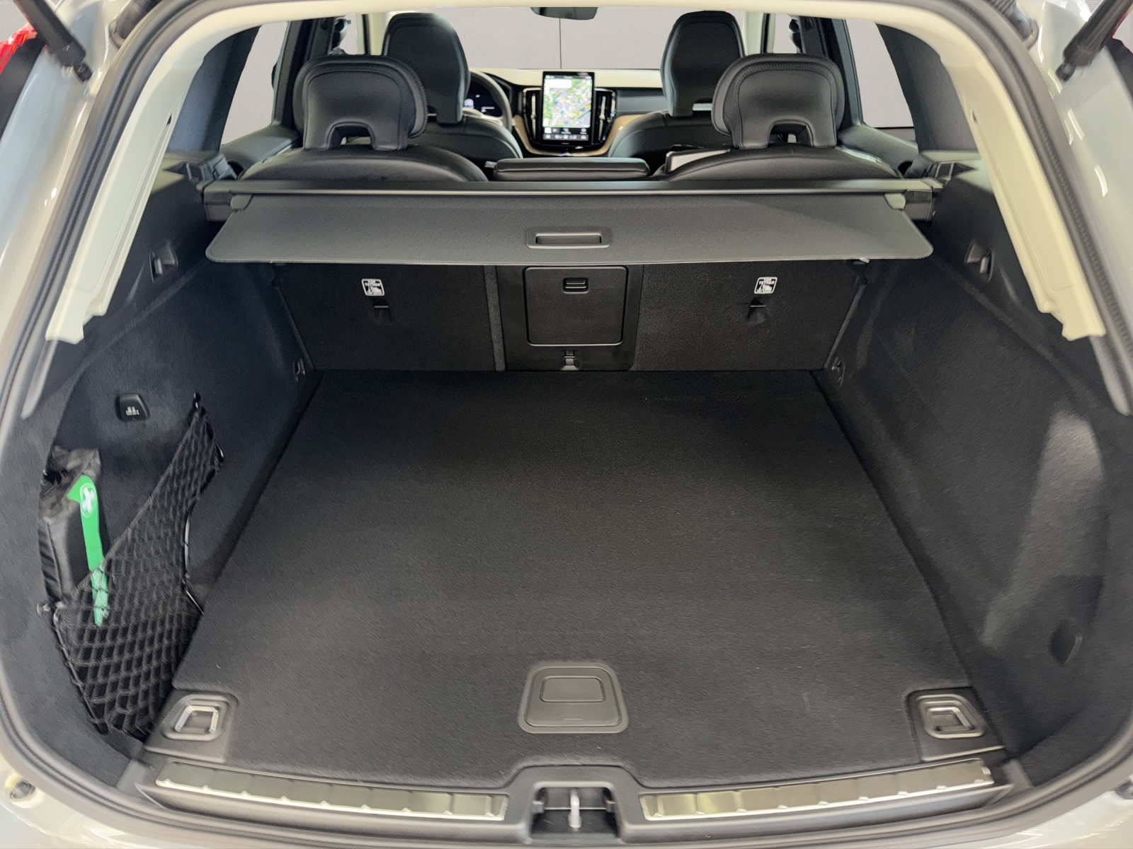 VOLVO XC60 2.0 T8 TE Ultra Dark eAWD-image-14