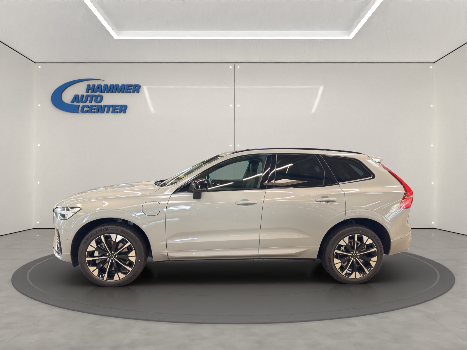 VOLVO XC60 2.0 T8 TE Ultra Dark eAWD-image-1