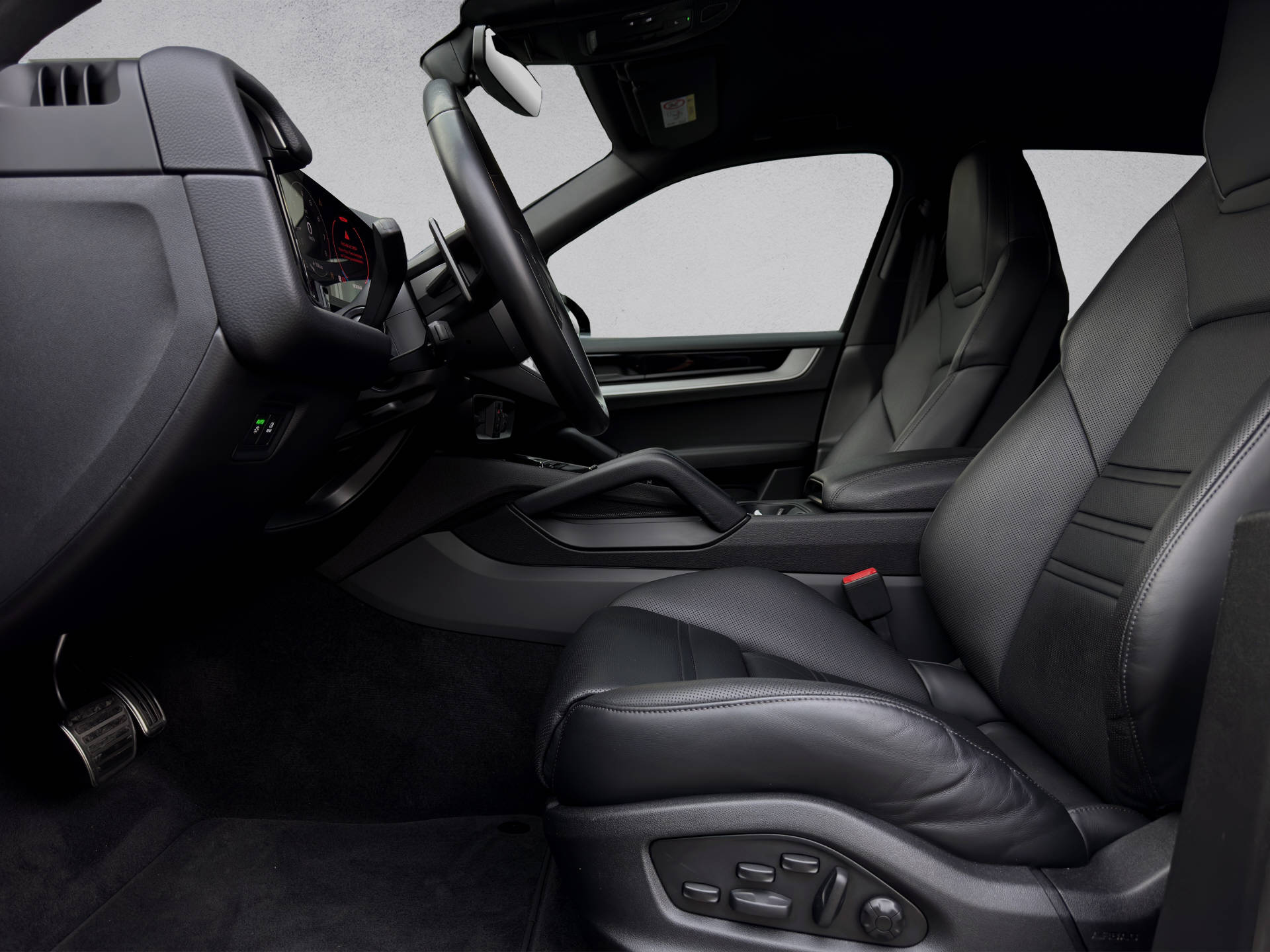 PORSCHE Cayenne S-image-6