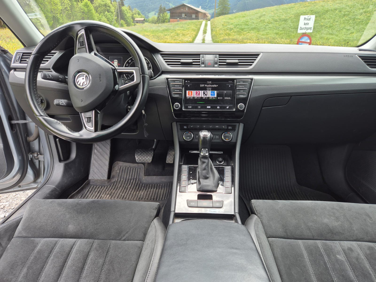 SKODA Superb Combi 2.0 TDi Style 4x4 DSG-image-4