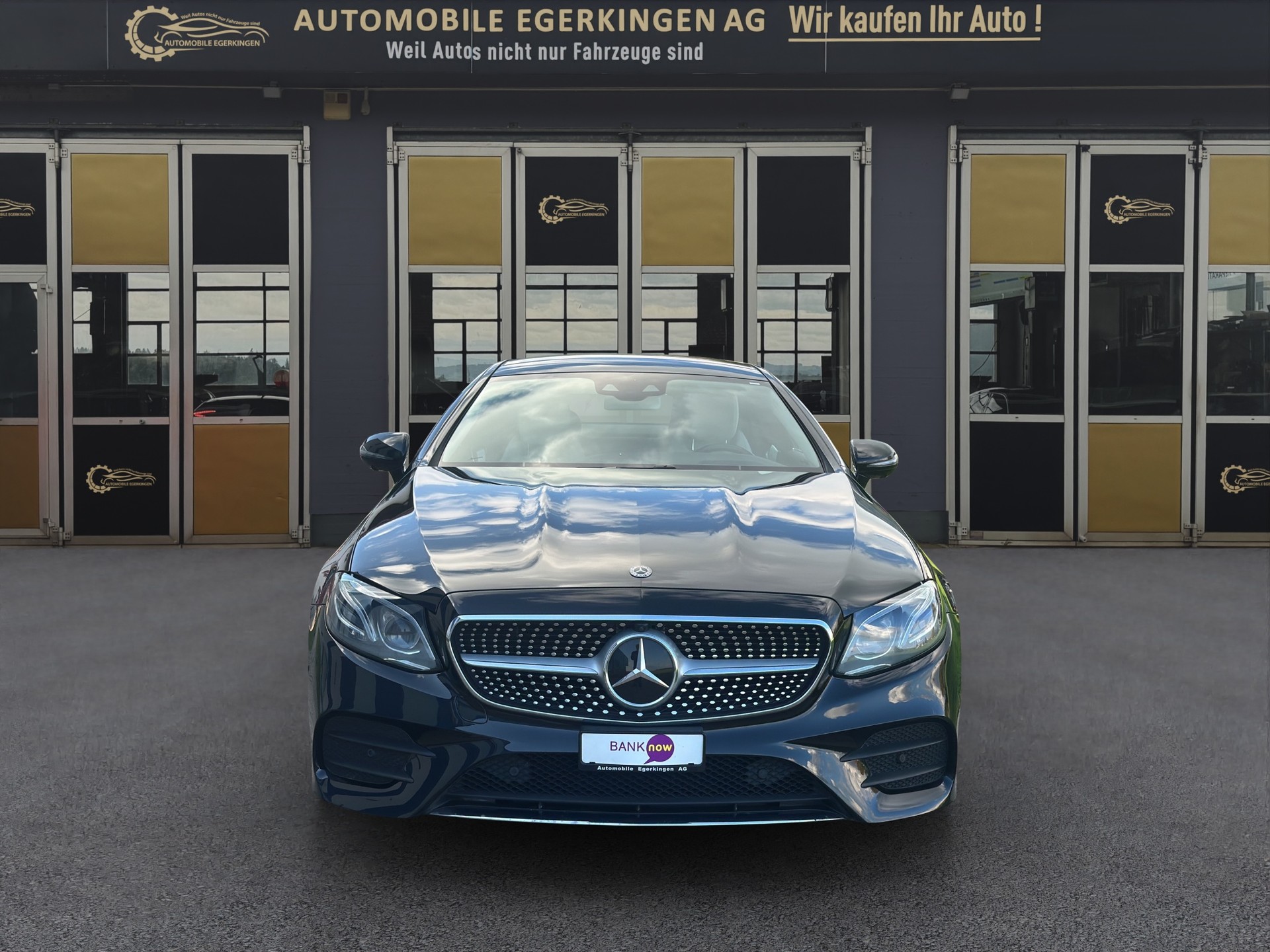 MERCEDES-BENZ E 400 AMG Line 4matic-showroom-element-1