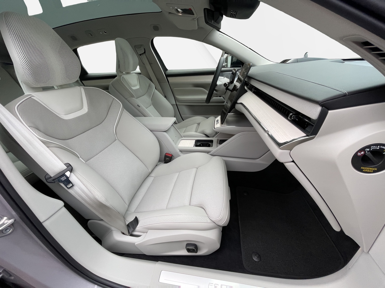 VOLVO ES90 Ultra-image-16