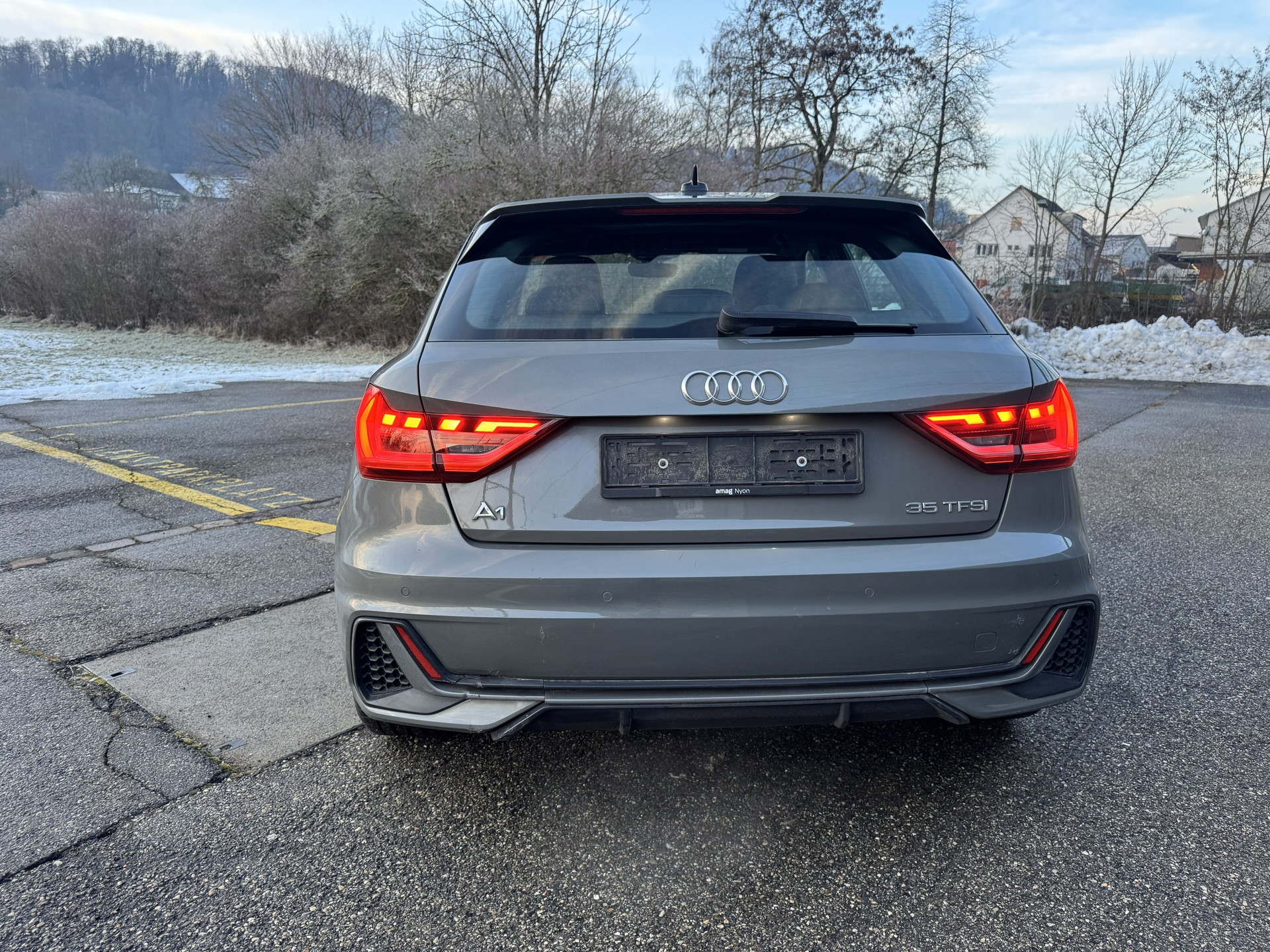 AUDI A1 Sportback 35 TFSI S Line S-tronic-image-5