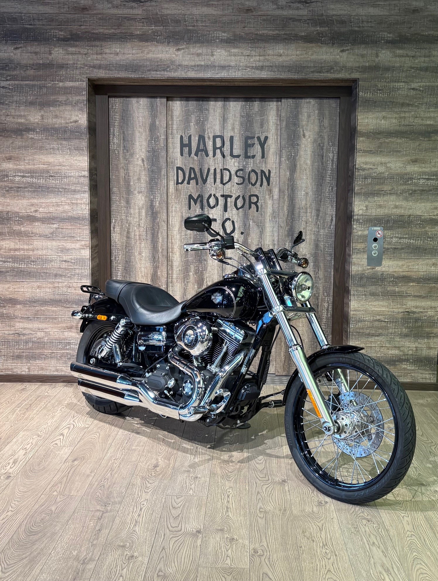 HARLEY-DAVIDSON FXDWGI Dyna Wide Glide-showroom-element-1