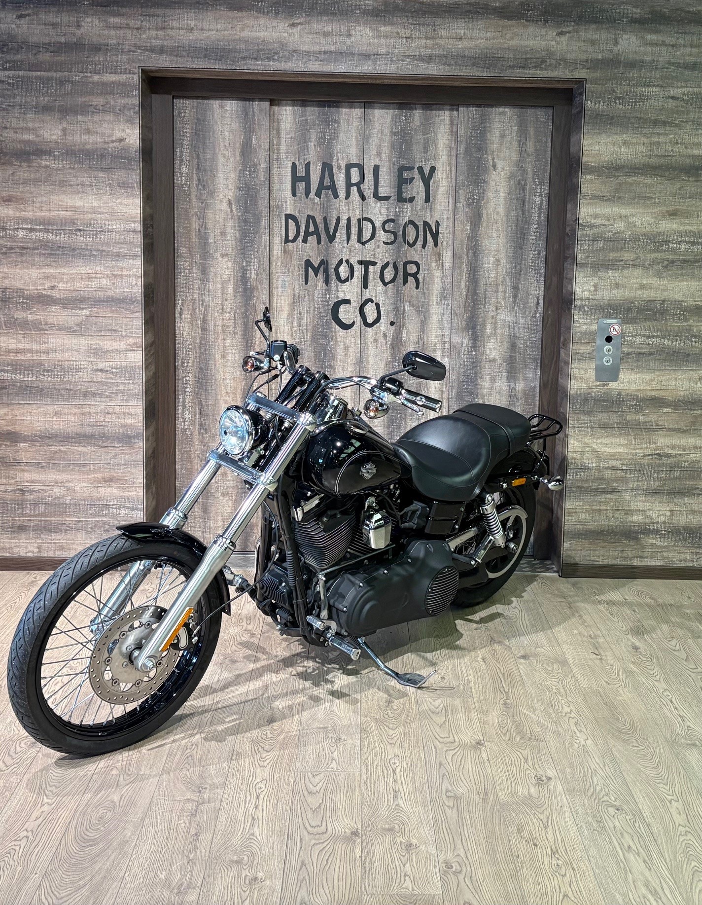 HARLEY-DAVIDSON FXDWGI Dyna Wide Glide-showroom-element-2