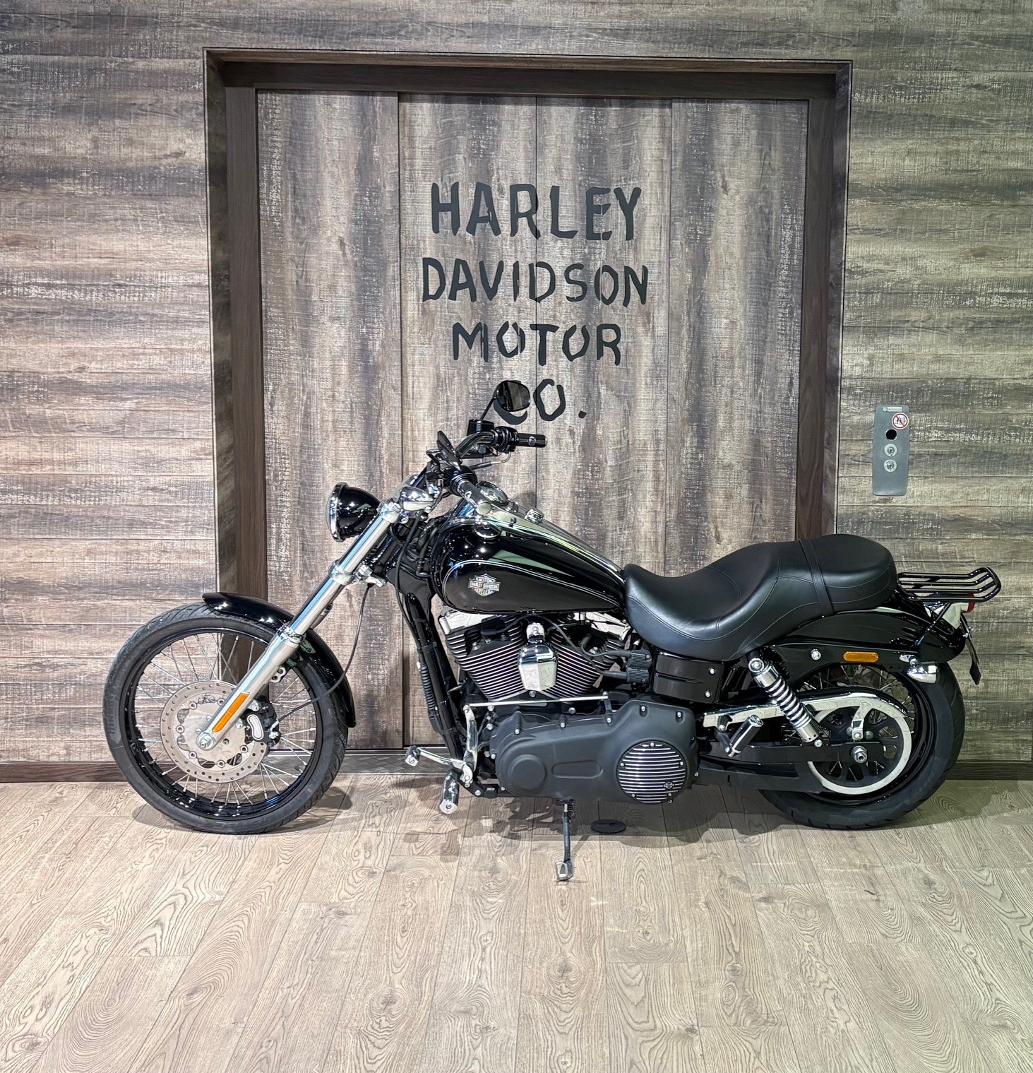 HARLEY-DAVIDSON FXDWGI Dyna Wide Glide-showroom-element-3