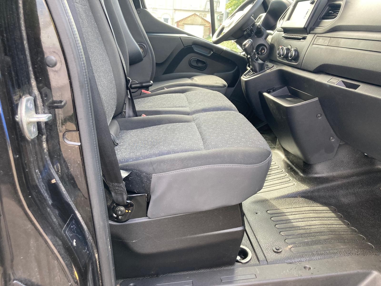 OPEL Movano 2.3 CDTI 3.3t L2H2-image-12